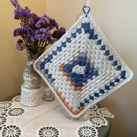 NEW handmade crochet dishcloth set of 2 about 7.75 inches square - Picture 2 of 5